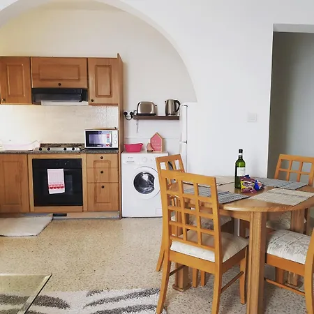 Sunshine Court 8 * Buġibba