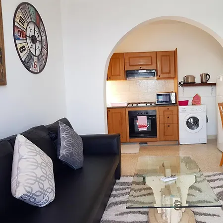 Sunshine Court 8 Buġibba